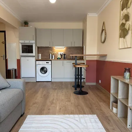 Beautiful Beaches Within A 5 Minute Walk Appartement *